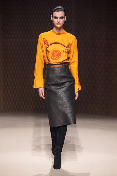 Look 14